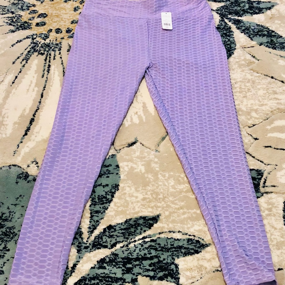 Size 3X women workout/sport leggings. Just like the ones from TikTok!